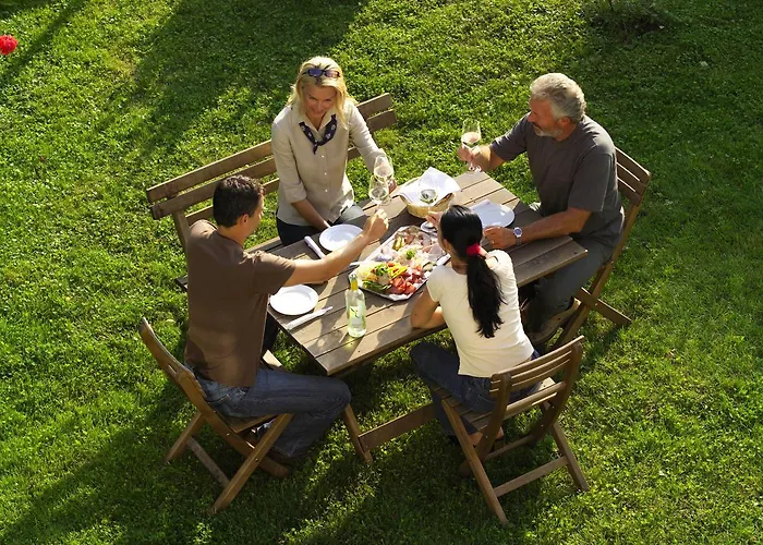 Bacchuskeller Eva Lambauer فندق *